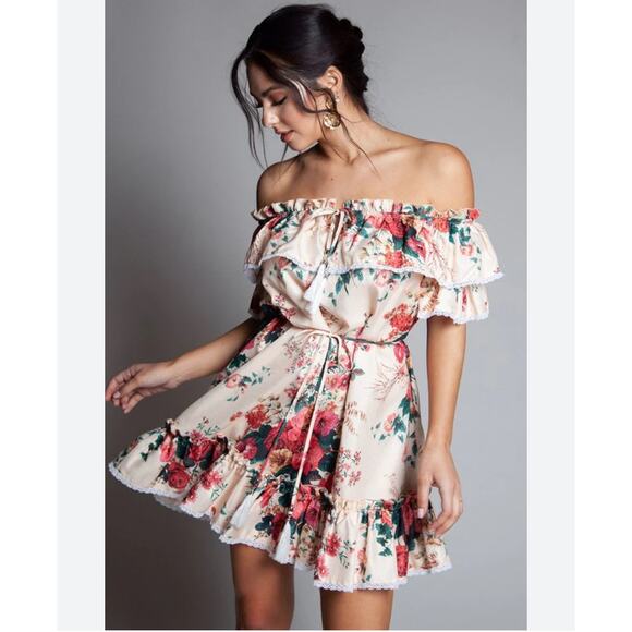 L'atiste Womens Dress size small floral ruffle Short Sleeve prarie summer - Picture 1 of 12
